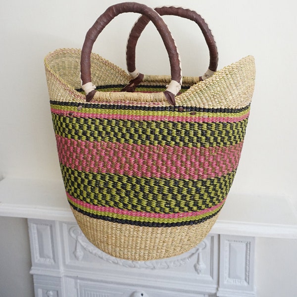 Beautiful Straw woven summer market bag/shopper  classic african bolga bag