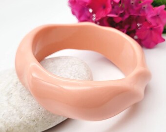 Pink resin bangle bracelet wide bracelet retro bracelet hand made jewellery  plastic  bracelet