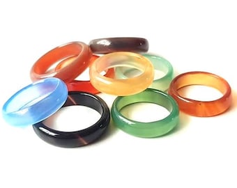 Colourful rings, lot of 10 glass rings, agate rings, band ring, glass rings