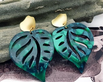 Green resin dangle earrings, acrylic earrings, modern earrings, leaves earrings, large earrings