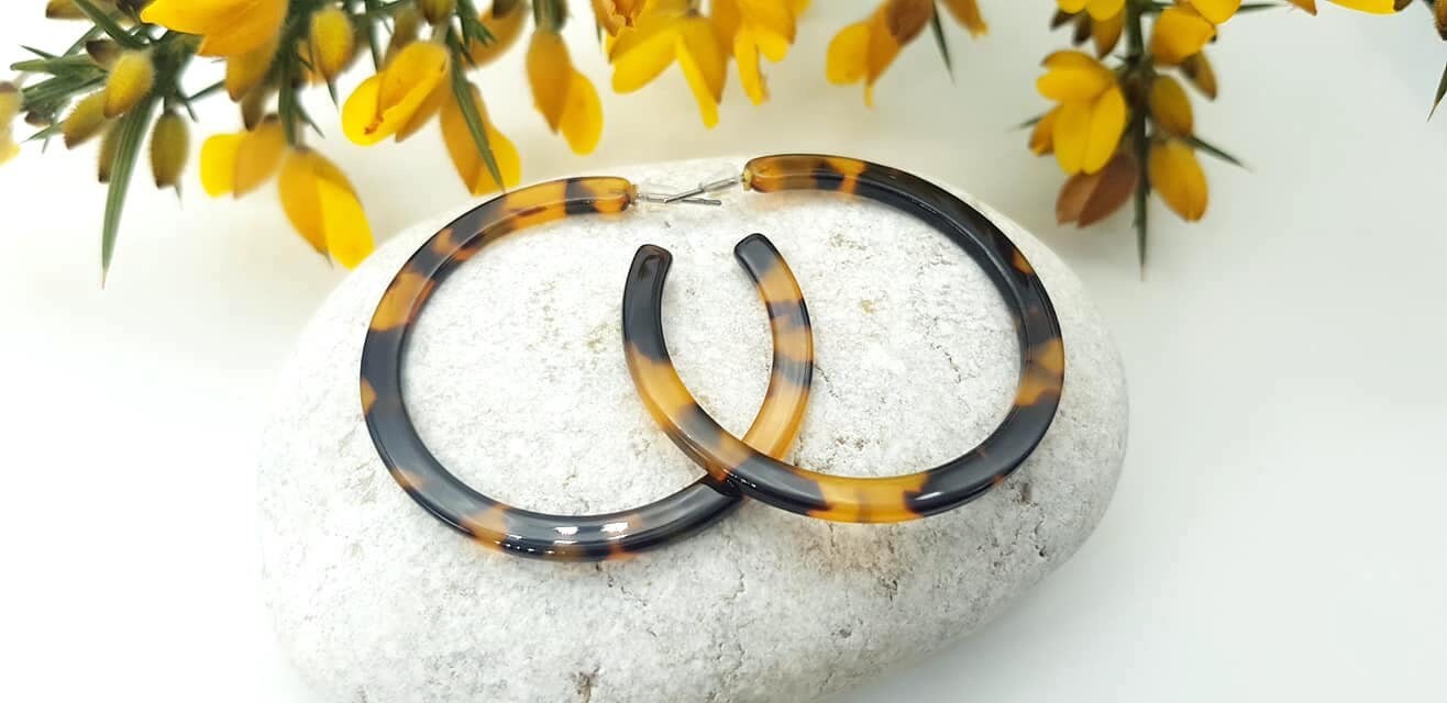 Plastic tortoise deals shell earrings