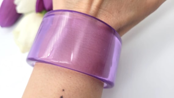 Retro lilac purple resin cuff bracelet wide brace… - image 2