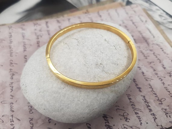 Small bangle shop bracelet