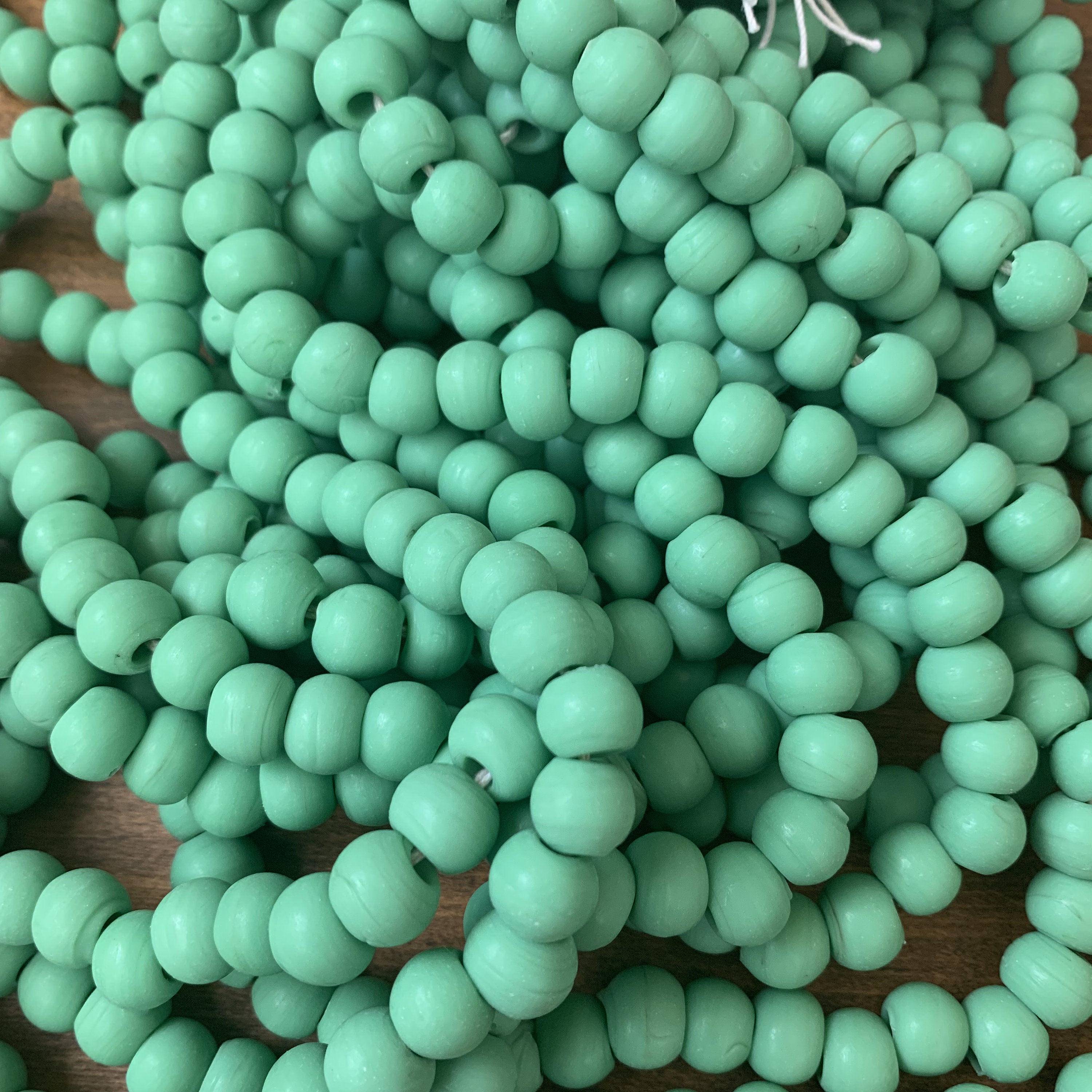 Supply 50 Foam Green Matte Glass Crow Beads Macrame Beads Etsy Sweden