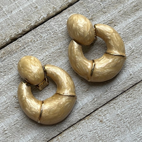 Vintage 90s large Clip on Earrings - image 1