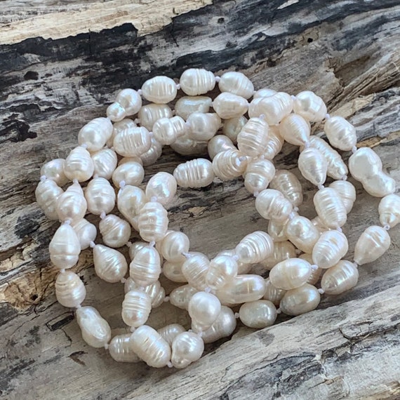 Vintage Pearl Necklace | Knotted  Beads Necklace … - image 2