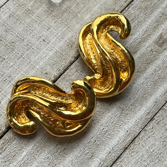 Vintage 90s large Clip on Earrings - image 3