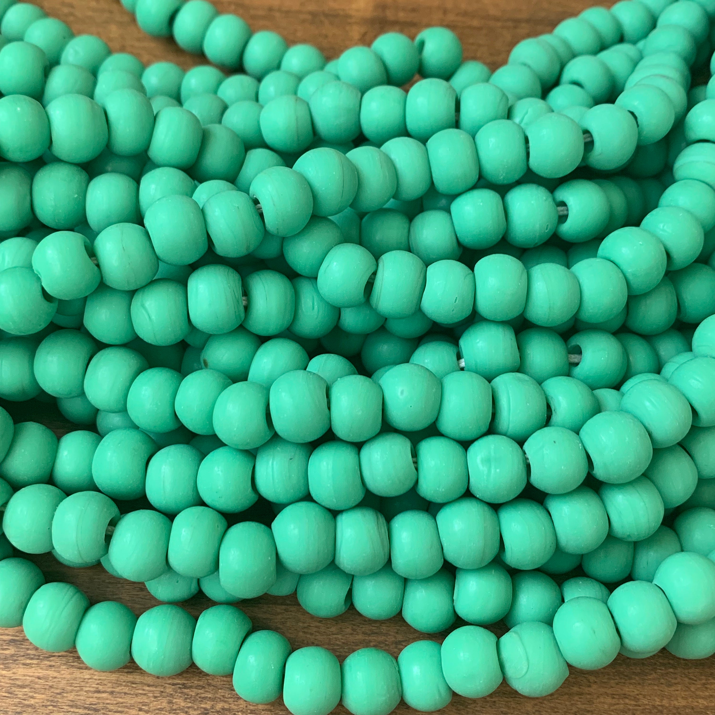 Supply 50 Foam Green Matte Glass Crow Beads Macrame Beads Etsy Sweden