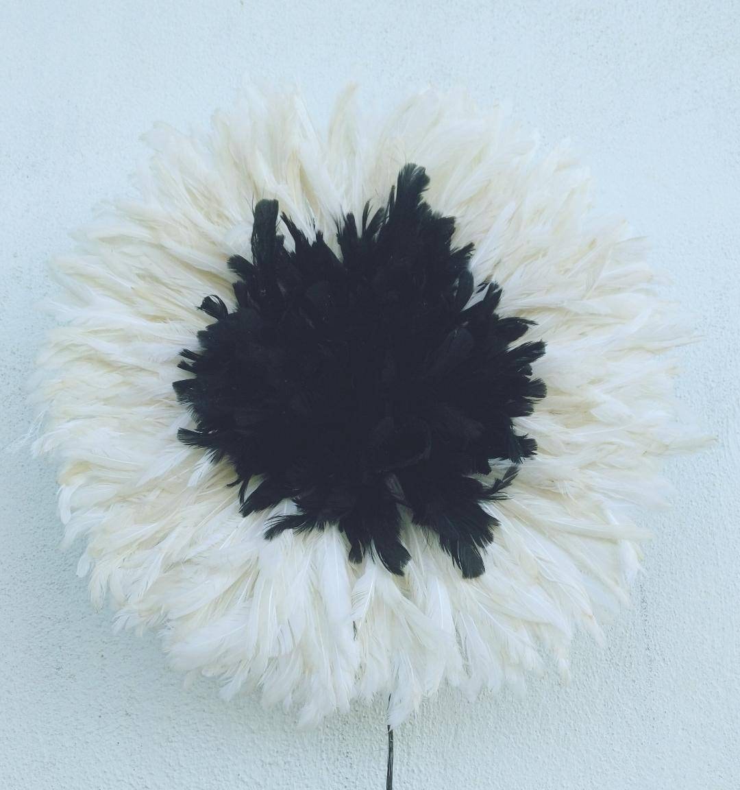 Juju Hat Noir Contour Blanc de 50 cm