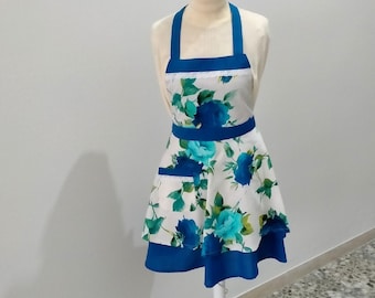 Full apron, apron dress, floral apron , 1950s apron
