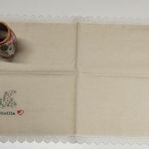 American placemat, breakfast placemat, embroidered placemat, Sicilian placemat