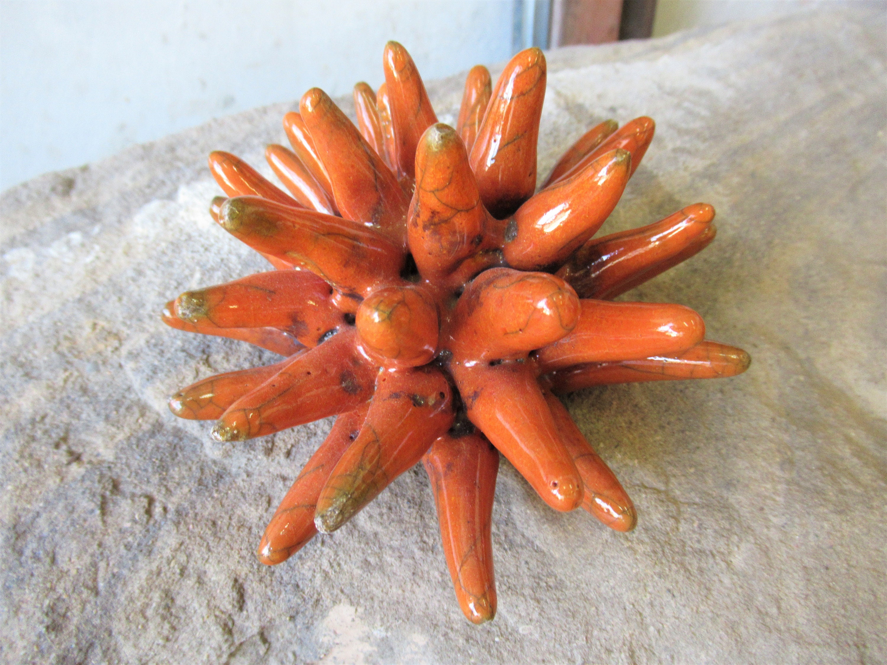 Seeigel in Raku Keramik Keramik Wohnkultur Handgemachte | Etsy