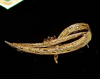 Vintage Gold Tone, Yellow Metal Double Swirl Brooch with 3 Tangerine Crystals