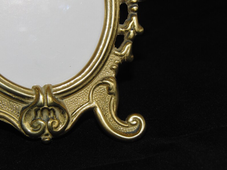 Vintage Ornate Art Nouveau Style Oval Twin Double Brass Easel Picture Photo frame