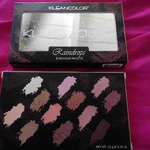 Eyeshadow palette