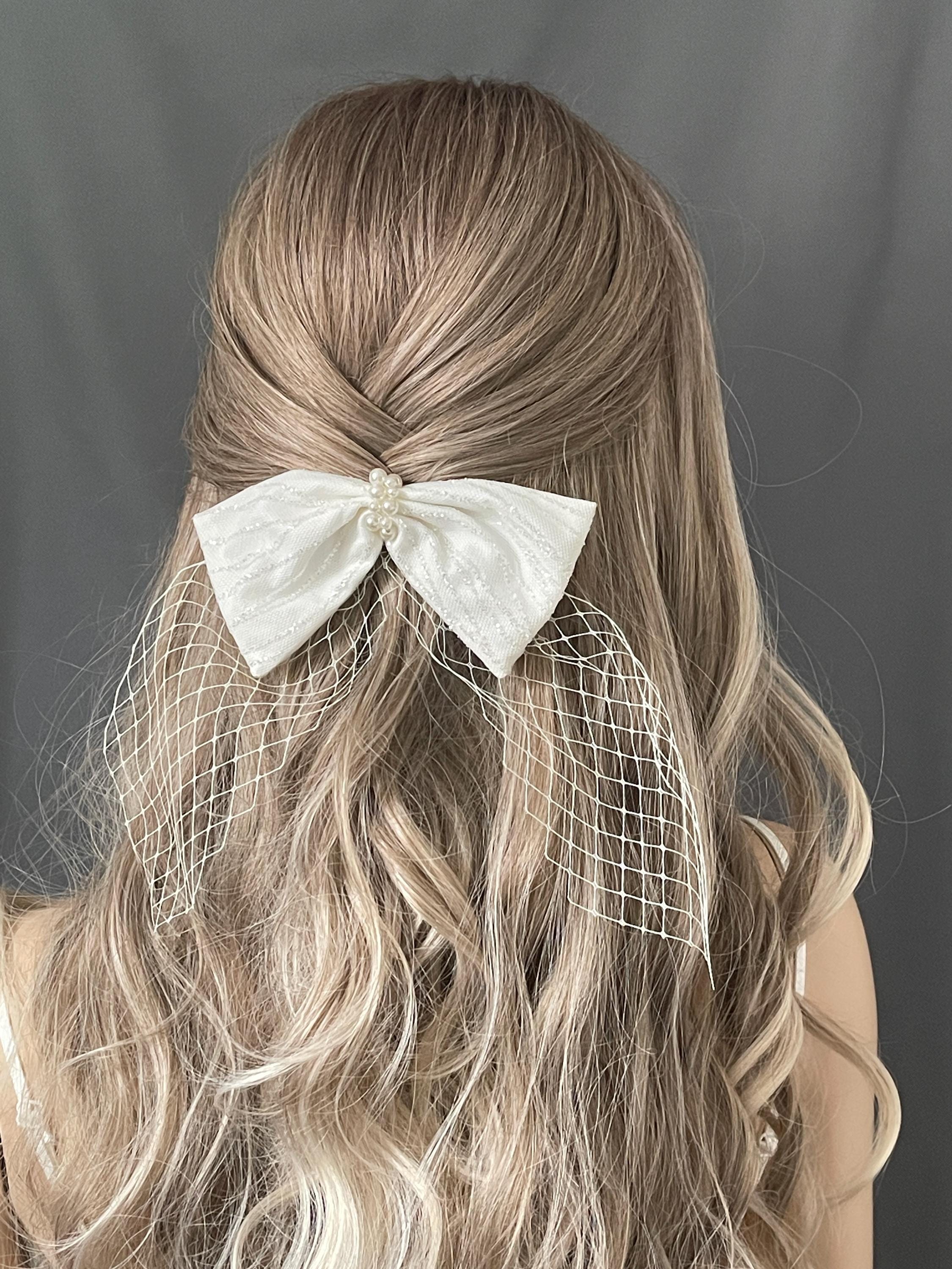 Beleki Glitzer-Haarschleife Mit Zuckerstangen-Design – Auffälliges Haaraccessoire