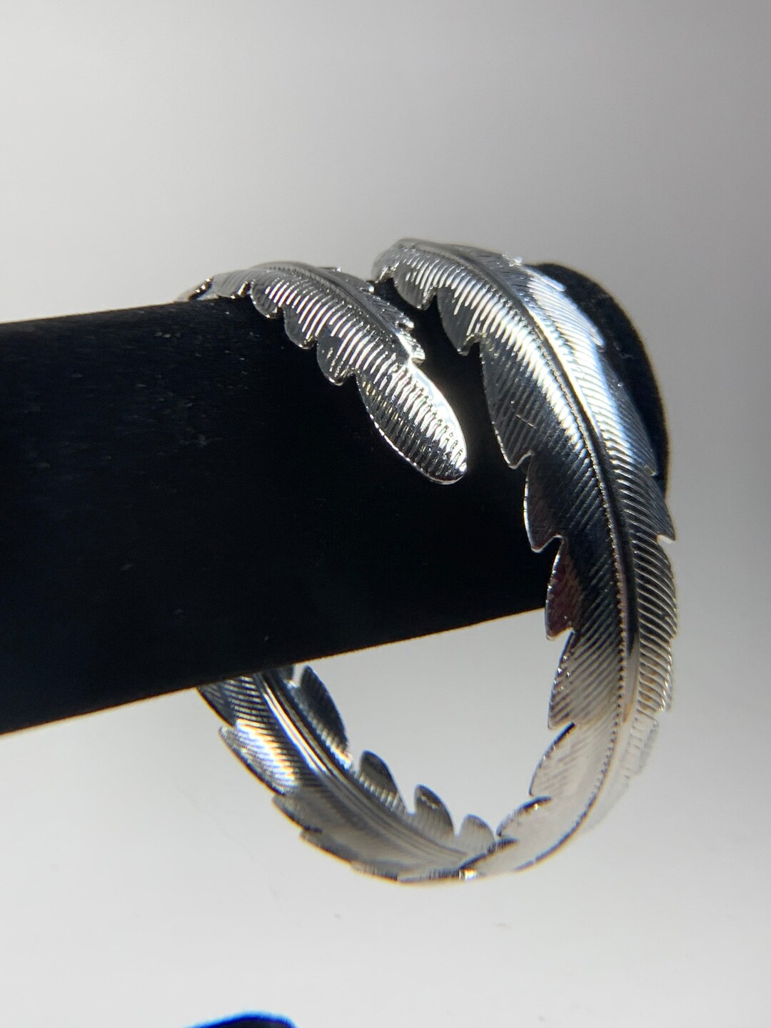 Vintage silver pink gem leaf bracelet cuff