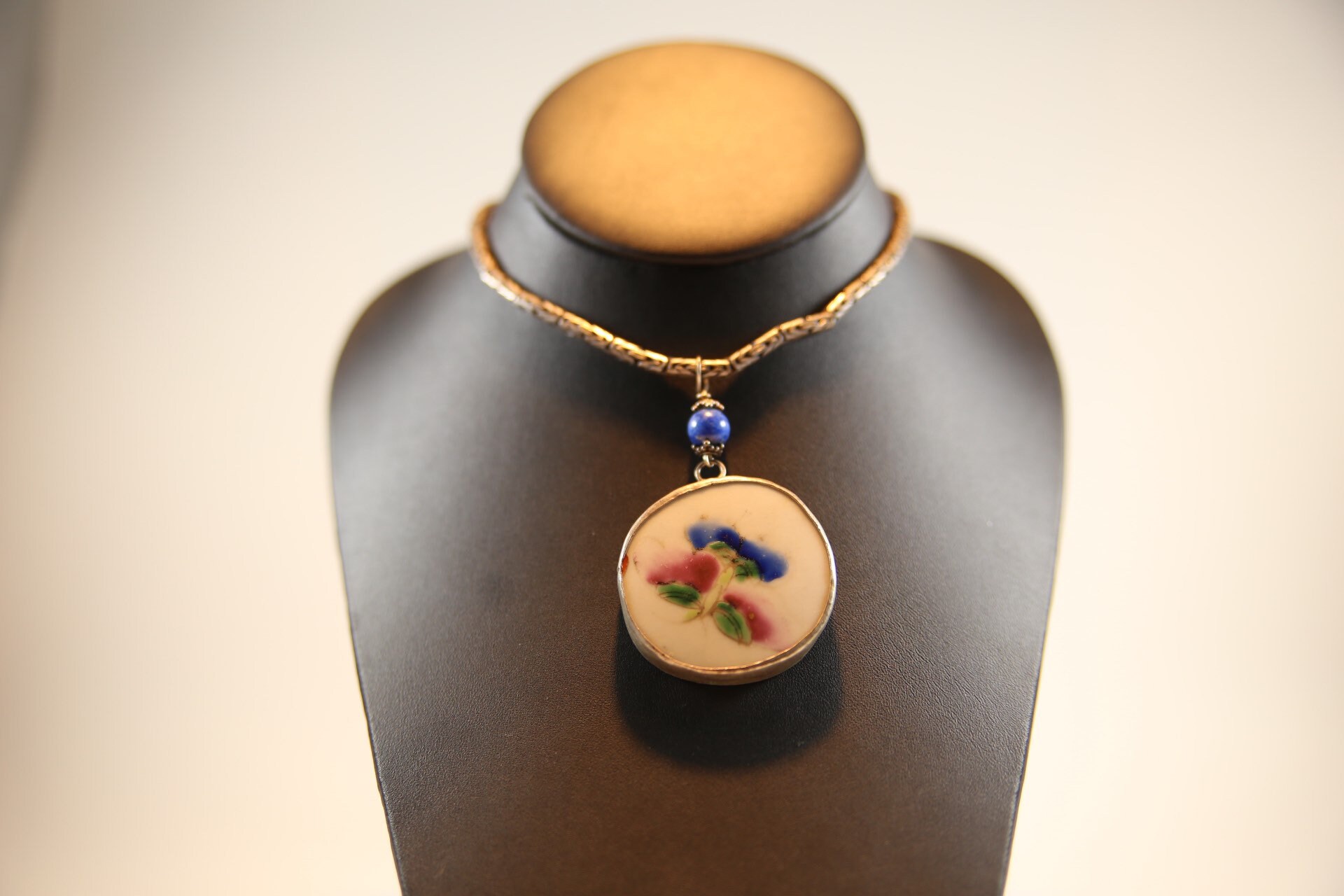 Porcelain Floral Pendant Necklace main image 1