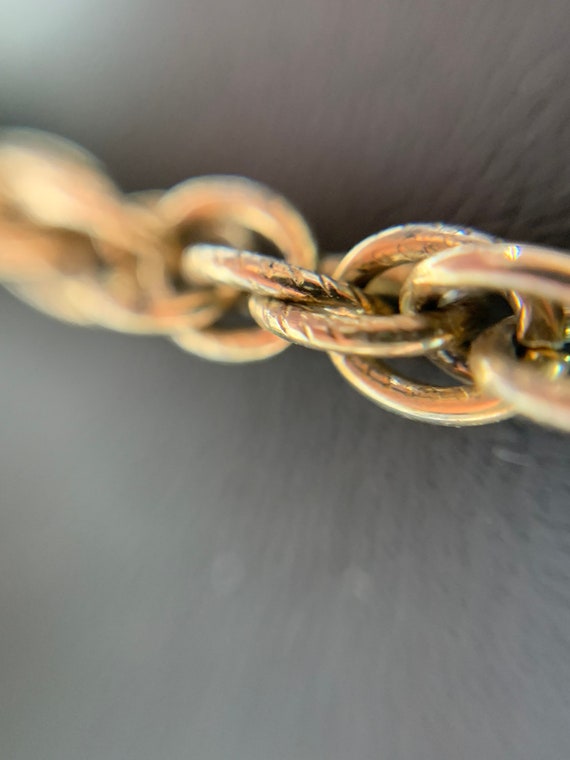 Vintage Gold chain with golden medallion. - image 6