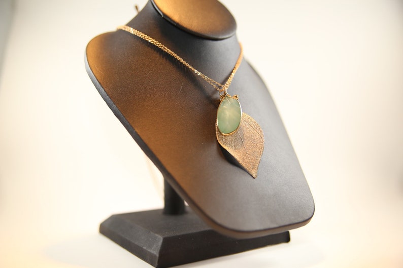 Vintage Gold leaf and emerald chain necklace