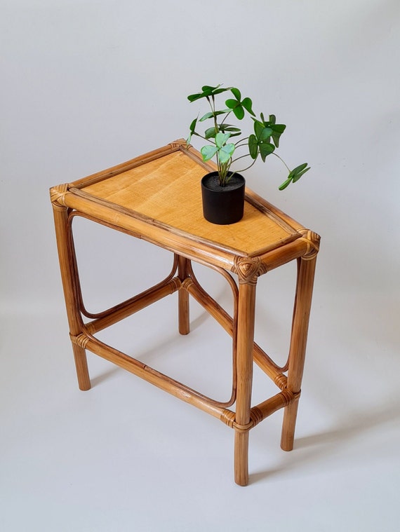 Wedge shaped side online table with storage