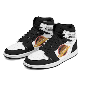 Vancouver Canucks Vintage Fan Unofficial Running Shoes, sneakers, trainers Unisex
