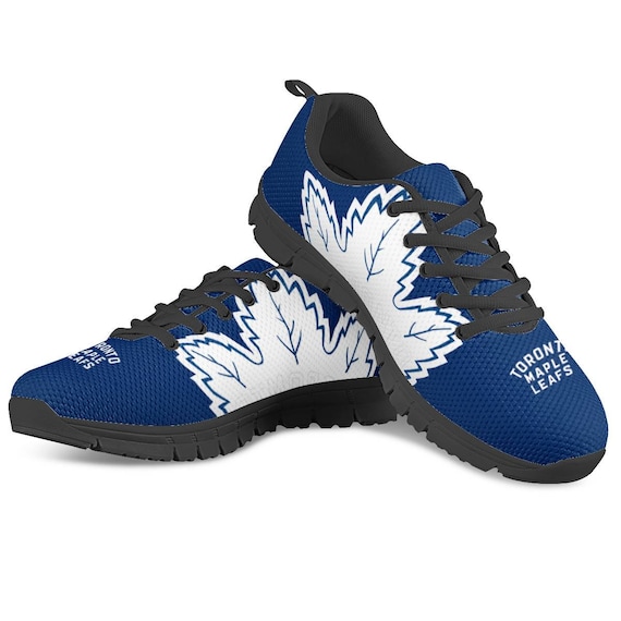 Running shoes toronto clearance