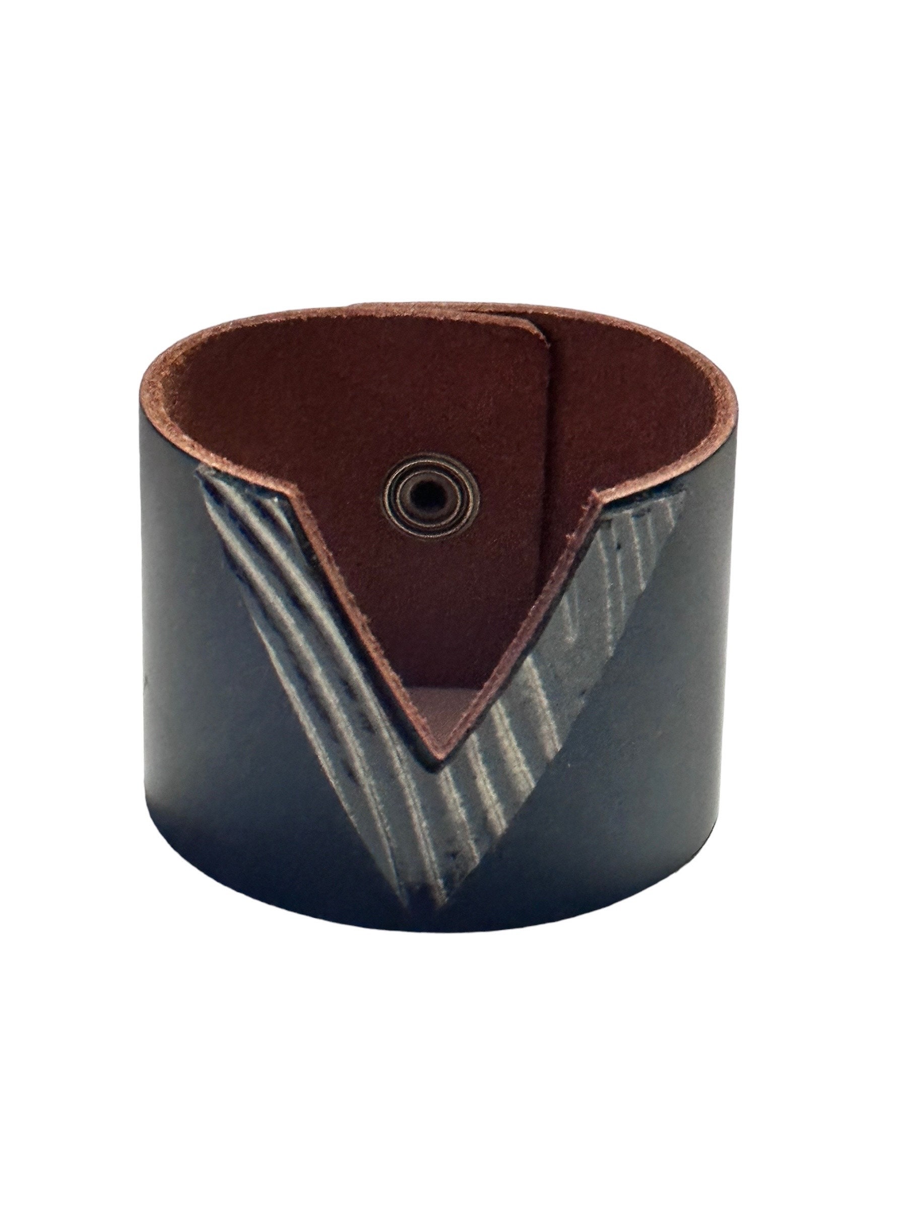 V Chevron Blank Leather Bracelet Cutting Die, 8 Inch Long, Sizzix