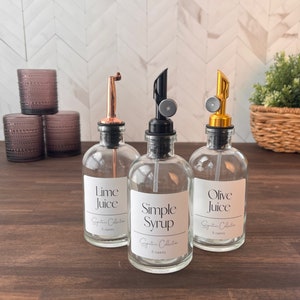 8-ounce Cocktail Apothecary Bottle with Weighted Pour Spout | Signature Cocktail Collection