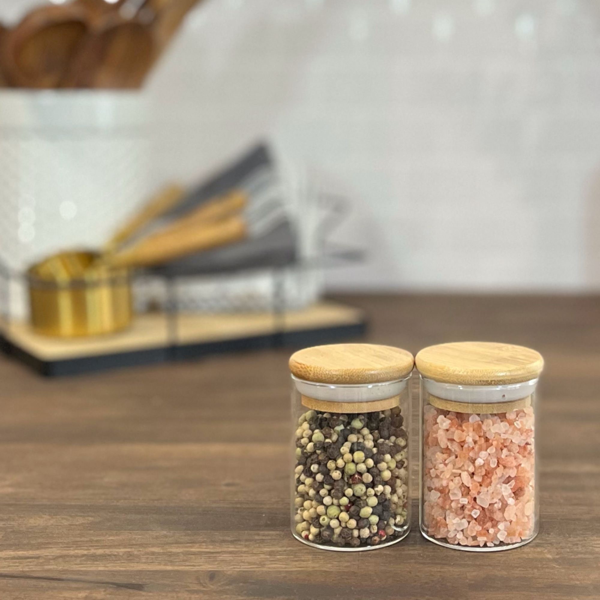 Pebbly Round Spice Jars with Bamboo Lids, Set of 3, 1 set - Interismo  Online Shop Global