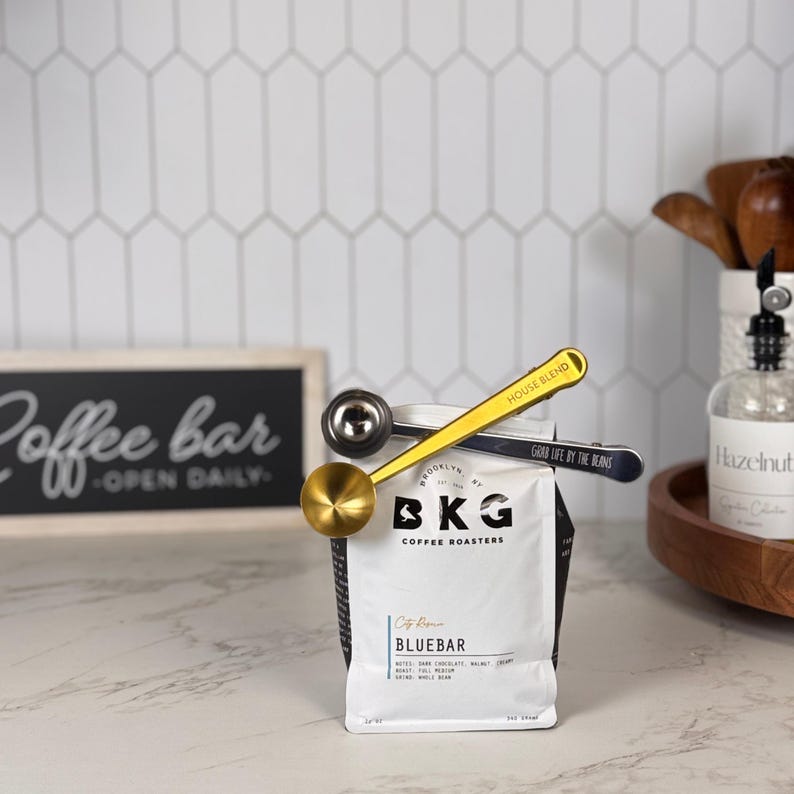 Coffee Scoop and Clip Gold and Silver