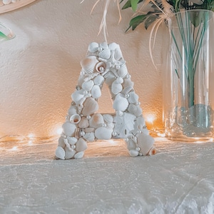 Seashell Letter: Custom Beach Decor with Pearls