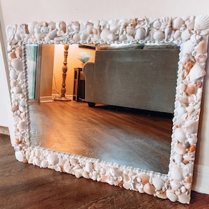 Seashell Wall Mirror: Handmade Coastal Decor with Starfish & Pearls
