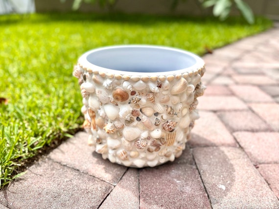 Large Shell Planter, Beach House Decor, Large Beach Seashell Planter, Shell  Encrusted Planter, Coastal Decor -  Canada