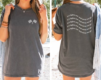 Camiseta de Fórmula 1 / Lights Out Away We Go / Camiseta de carreras de Fórmula Uno / Camiseta de carreras de F1 / Camiseta de moda de F1 / Camiseta de carreras de F1 / Camiseta de F1