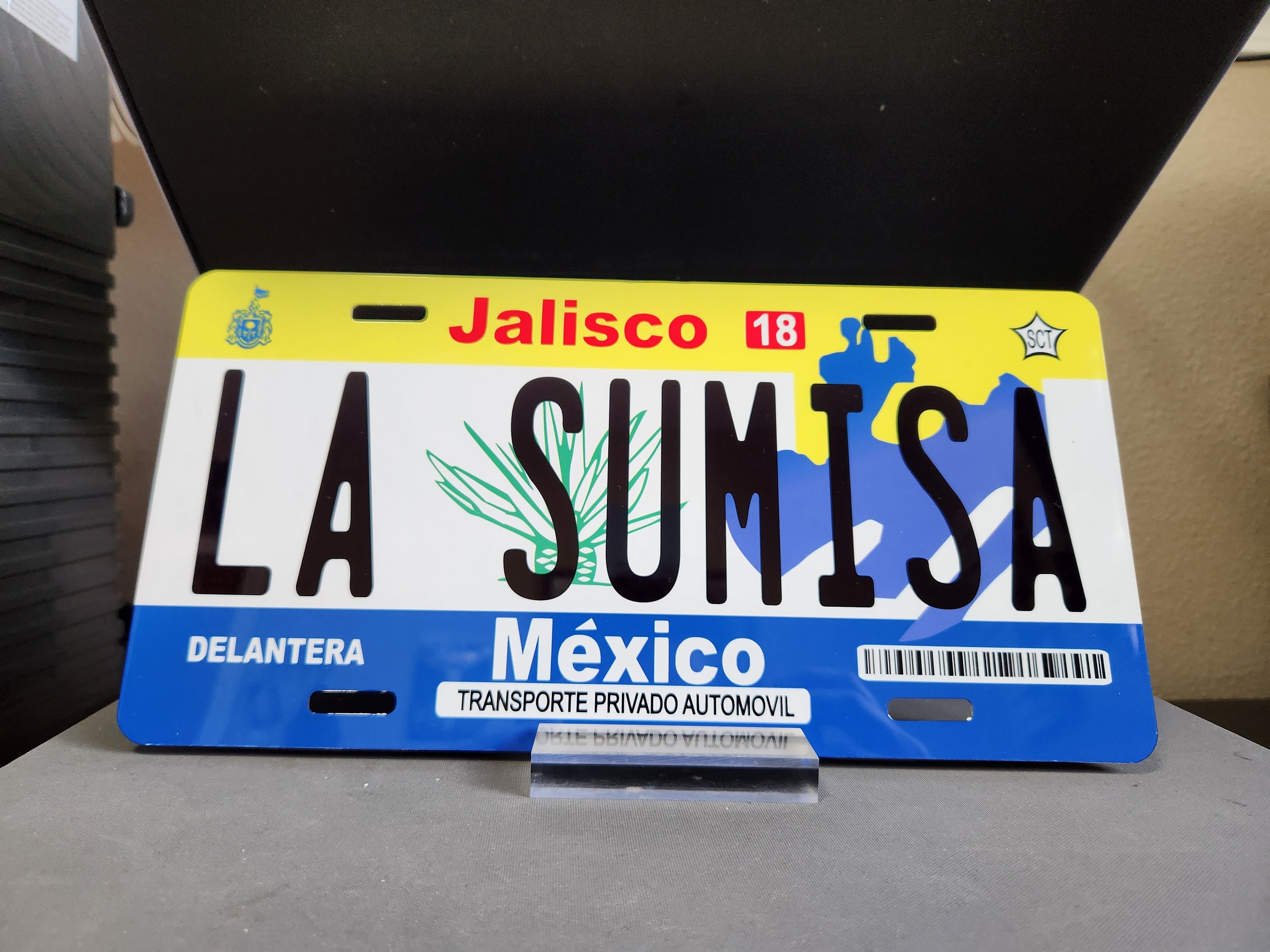 Jalisco License Plate Novelty Vinyl Sticker – 6 Inch – Free Shipping