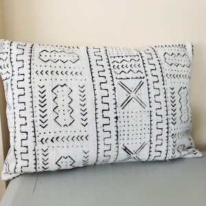 Black White Mud Cloth Pillow Cover -12x20 -African Throw Pillow -Couch Decor -Decorative Pillow for Bed -Vintage Lumbar Pillow -Sham Cover