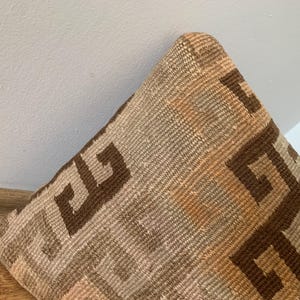 Cojín de 30 x 50 cm, funda de cojín lumbar, funda de cojín kilim turco, decoración bohemia moderna, cojín de alfombra, cojín de sofá, funda de cojín tribal. imagen 12