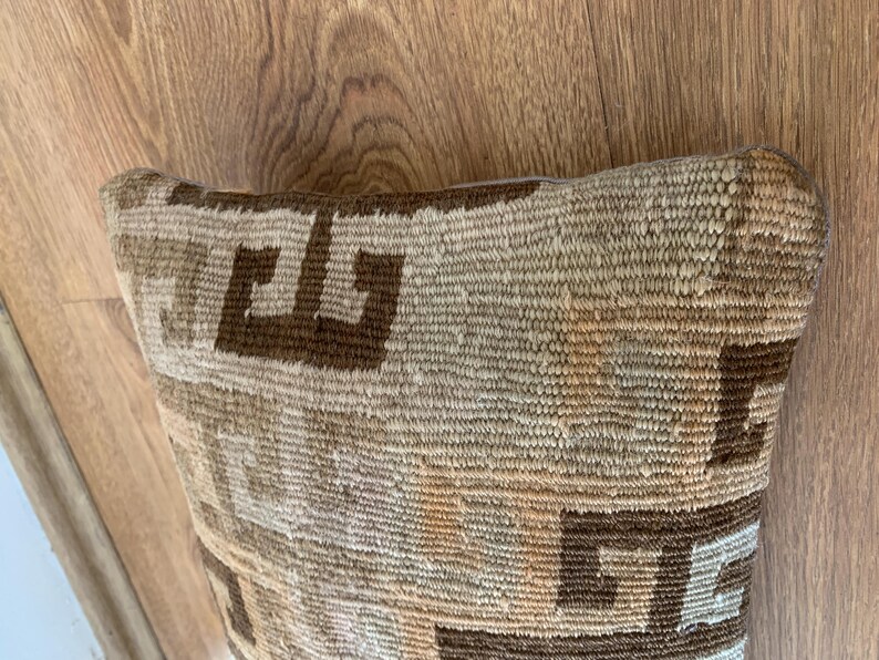 Cojín de 30 x 50 cm, funda de cojín lumbar, funda de cojín kilim turco, decoración bohemia moderna, cojín de alfombra, cojín de sofá, funda de cojín tribal. imagen 7