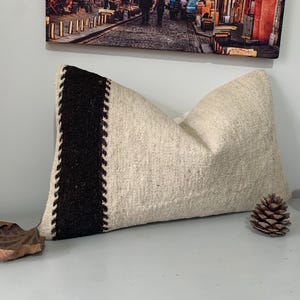 Beżowa czarna poduszka - 12x20 poszewki na poduszki Kilim - poszewka na poduszkę turecką - poduszka wałkowa - dekoracja krzesła - poduszka lędźwiowa - poduszka na dywanik prostokątny