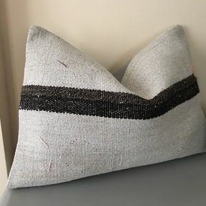 Rustic Rectangle Pillow Case -16x24 Turkish Kilim Pillow -Throw Pillow Cover -Outdoor Decor Cushion -Striped Couch Pillow -Hemp Pillow Patio