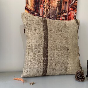 Kilim Pillows, Designer Turkish Pillow -20x20 Pillow Covers -Throw Pillow -Antique Pillow -Square Cushion -Decorative Pillow -Modern Pillow