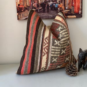 Turkish Rug Pillow Case 16x16, Handmade Kilim Pillow Cover -Calm Home Decor -Square Cushion -Decorative Throw Couch