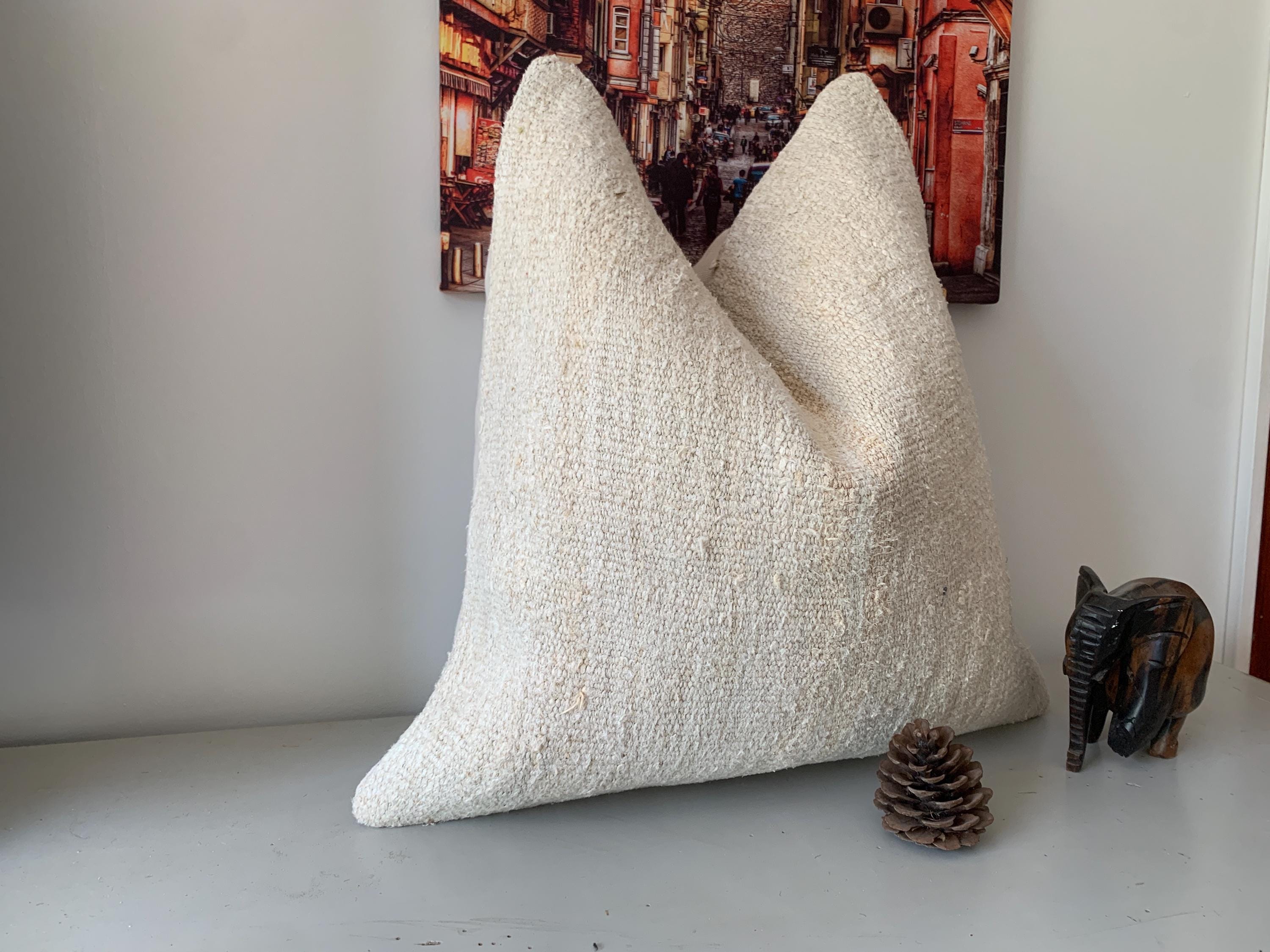 Minimalistisches Design -Hanf Kissenbezug 20x20cm - Alter Couch Kissenbezug - Dekorativer Kelim Kissenbezug - Quadratisches Kissen - Dekokissen - Boho Deko