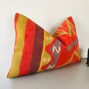 Cuscino Kilim lombare -16x24 - Federa geometrica - Arredamento etnico - Arredamento della camera - Cuscino tappeto - Grande divano turco - Cuscino moderno