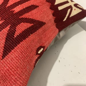 Funda de cojín Kilim de 40x40 cm: Cojín de sofá tejido a mano en lana turca. imagen 5