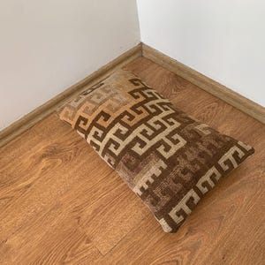 Throw Pillow 12x20 -Lumbar Pillow Cover -Turkish Kilim Pillow Cover -Modern Boho Decor -Rug Carpet Pillow -Couch Cushion -Tribal Pillow Case