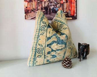 Floral Throw Pillow Cover 16x16 -Rug Kilim Pillow Cover -Vintage Pillow -Sofa Pillow Case -Small Cushion -Turkish Carpet Pillow -Boho Decor