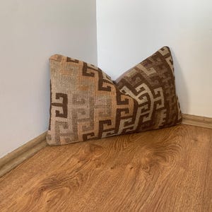 Throw Pillow 12x20 -Lumbar Pillow Cover -Turkish Kilim Pillow Cover -Modern Boho Decor -Rug Carpet Pillow -Couch Cushion -Tribal Pillow Case