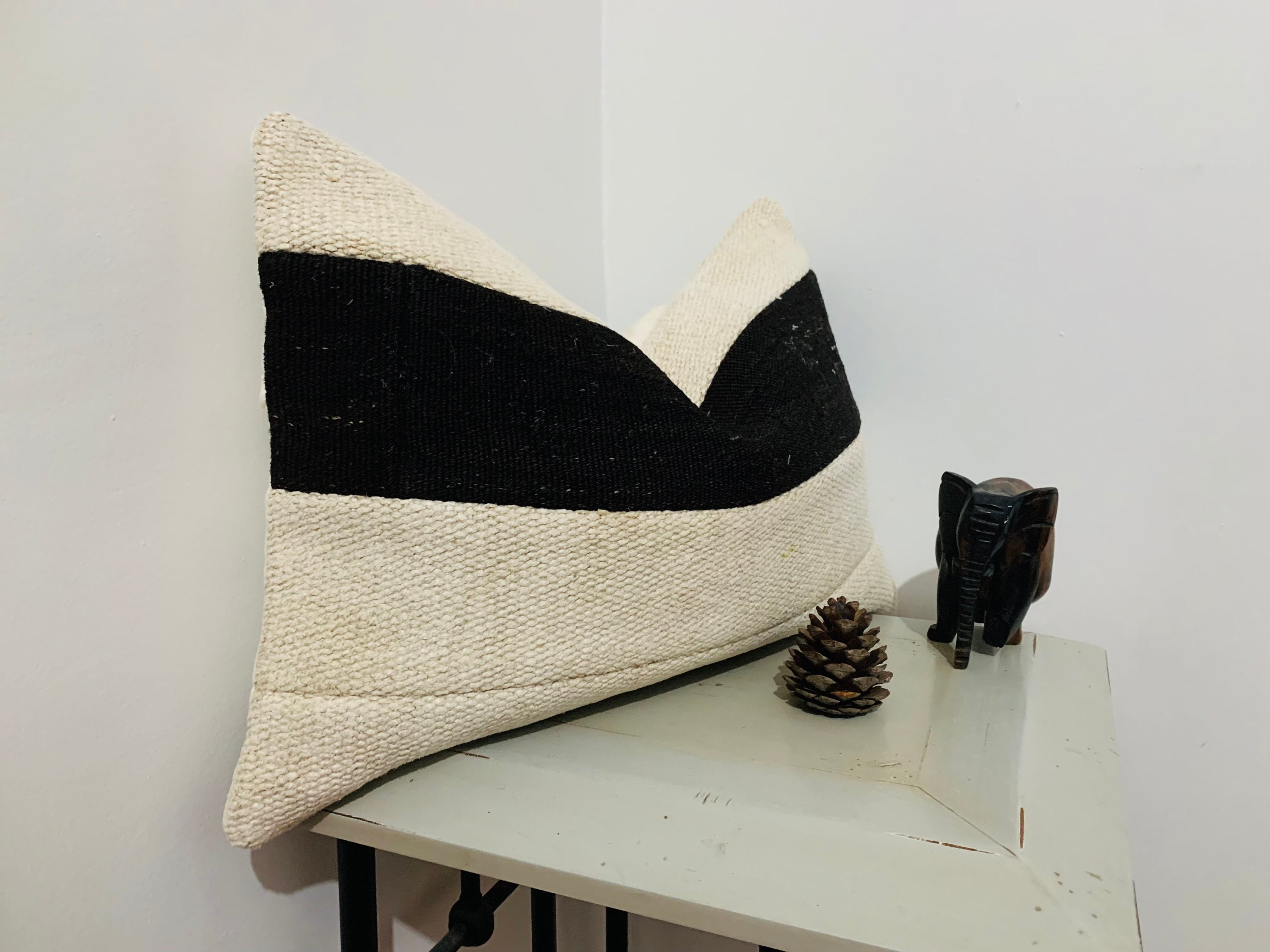 Cream Black Turkey Kilim Pillow Cover -16x24 -Vintage Throw Pillow Cover -Rustic Decor -Turkish Pillow for Couch -Hemp Cushion -Boho Pillows